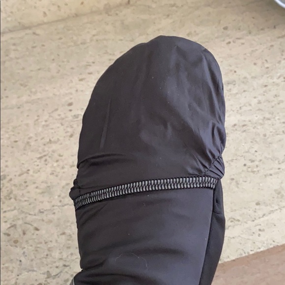 Lululemon Run Fast Gloves - Picture 11 of 13
